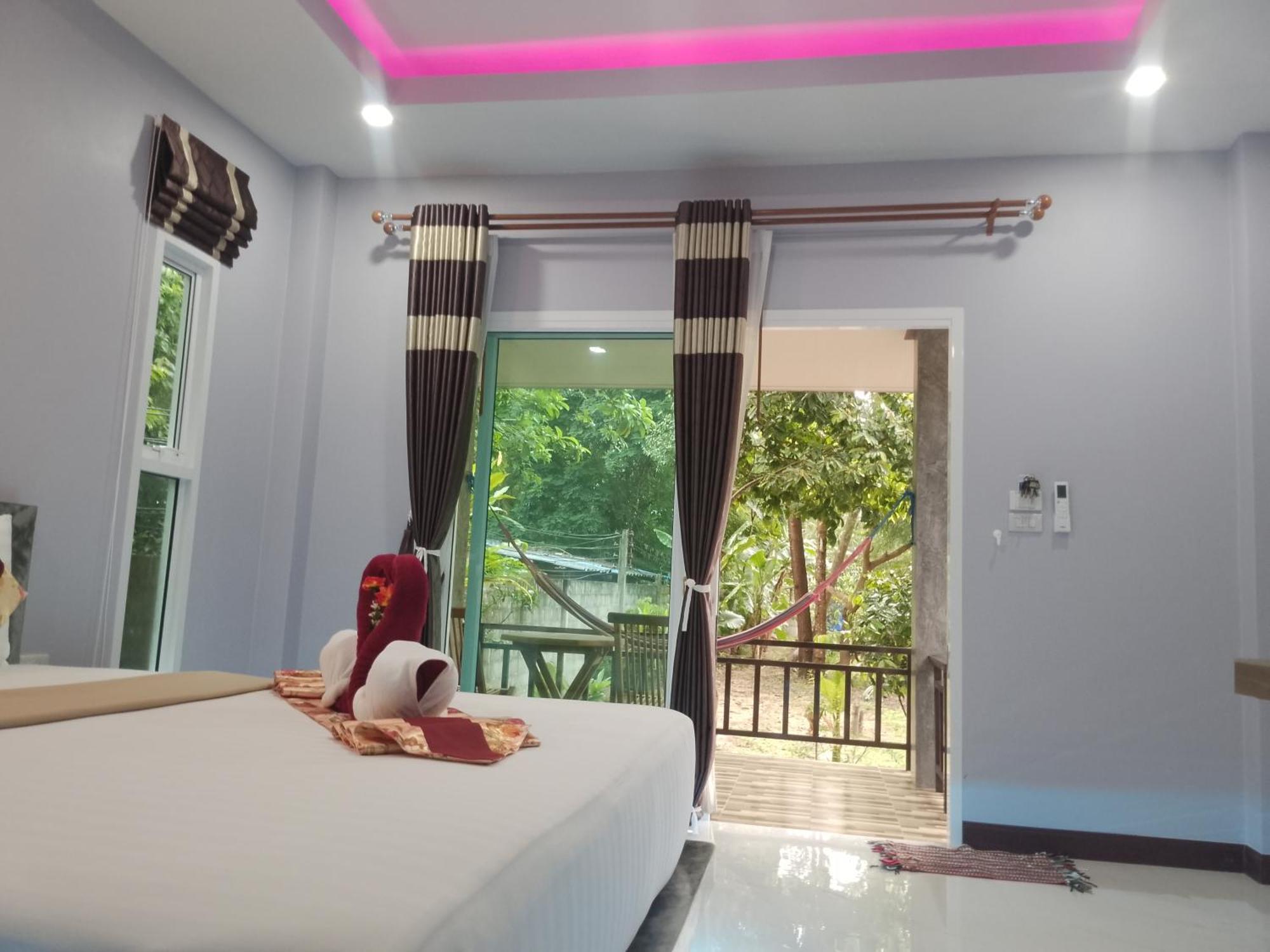 Pana Long Beach Resort - Sha Plus Koh Lanta Ngoại thất bức ảnh